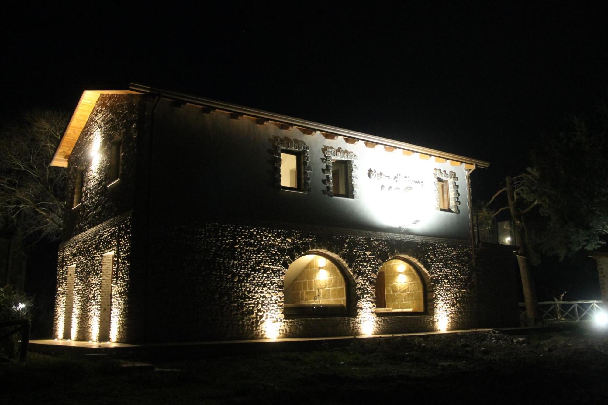 Pietre Di Fiume Villa Apice Екстериор снимка