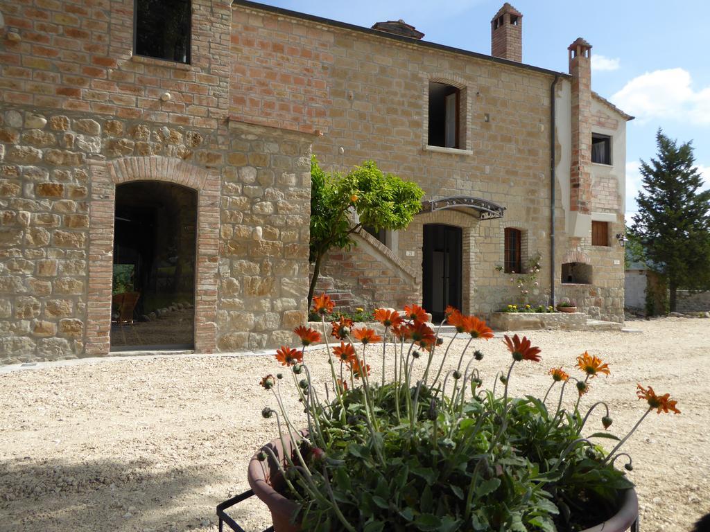 Pietre Di Fiume Villa Apice Екстериор снимка